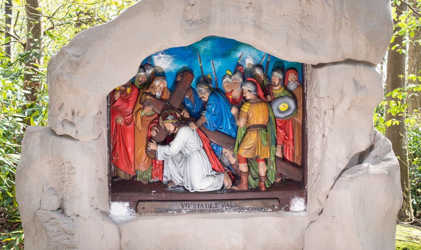 VII. Jezus valt voor de tweede maal Mariadomein Kaart VII. Jezus valt voor de tweede maal Mariadomein Kaart